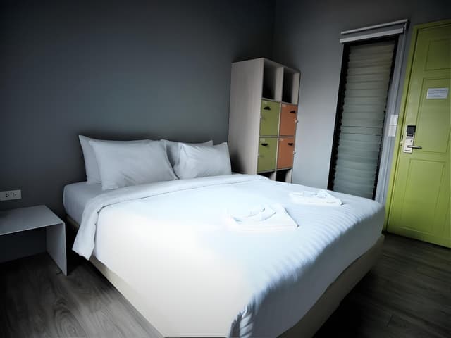 Standard Double Room, Women only