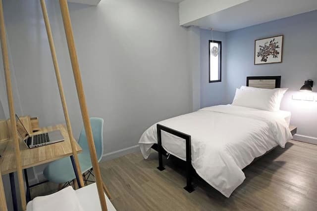 Simply Single Room no Window