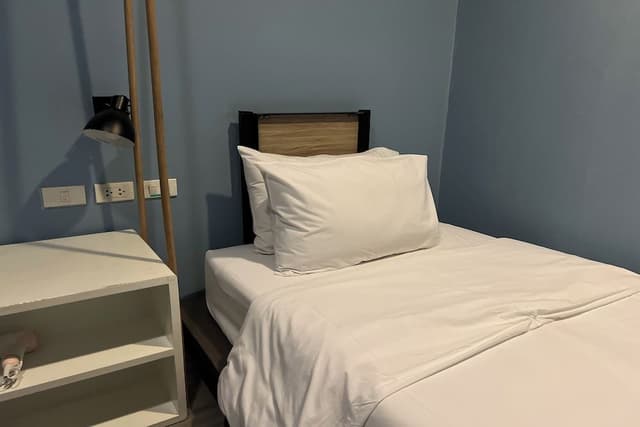 Simply Single Room no Window