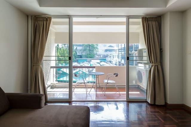 2 Bedrooms