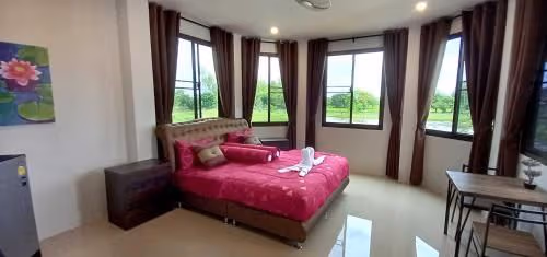 Premier Lakeview Room