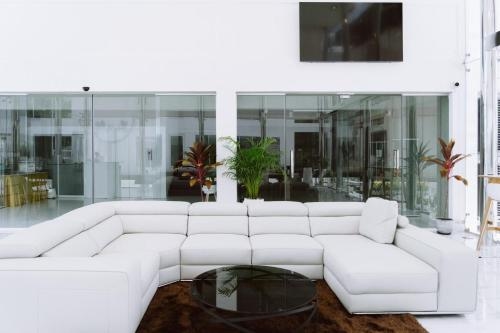 เดอะ ไวท์ โฮเทล บาย เจริญศรี (The White Hotel By Charoensri)4