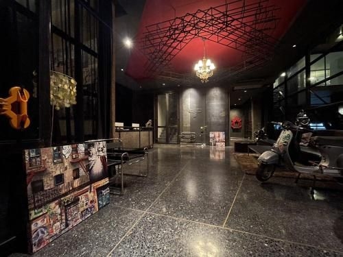 โรงแรมสิบทิศ (Sibtis Hotel)1