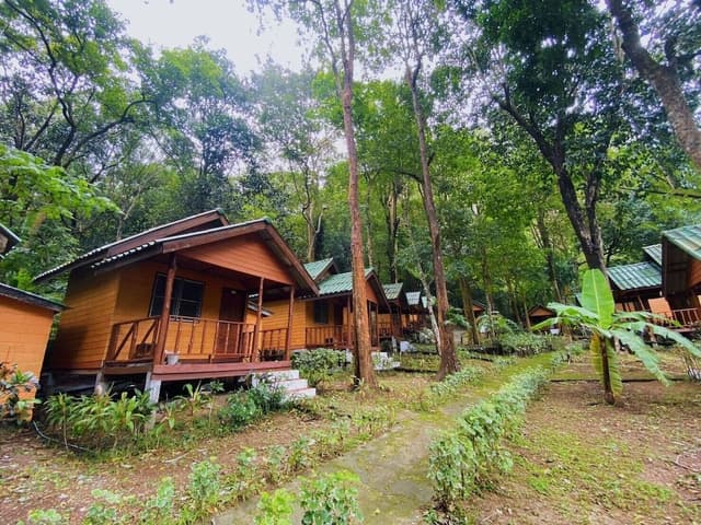 Bungalow with Fan