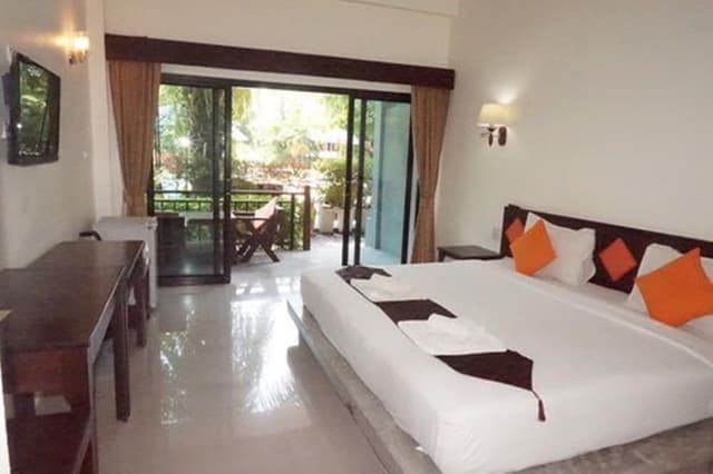Superior Room (With Aircon)