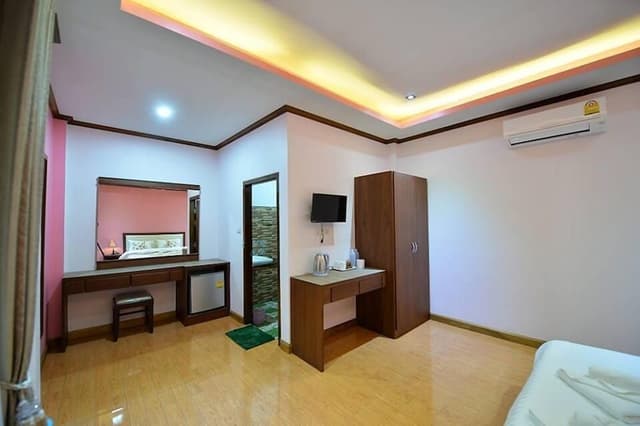 Deluxe Double Bed Mountain View