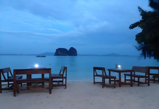 Deluxe cottage sea view