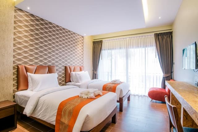 Deluxe Room with Mountain View