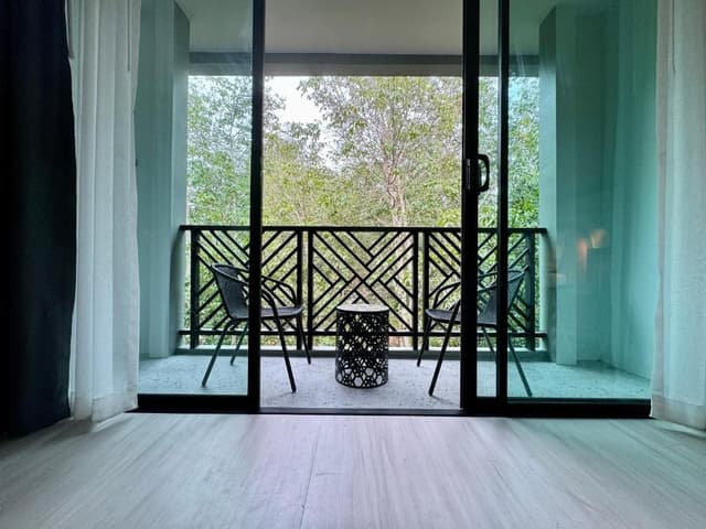 Deluxe Forest View