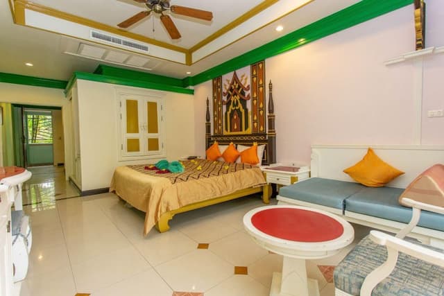 Pool Access Room