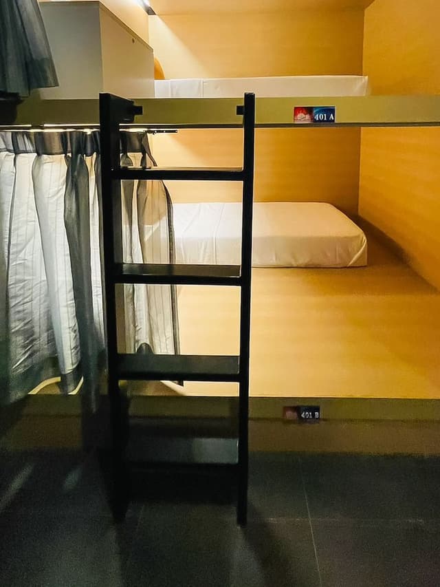 Twin Room, Shared Bathroom