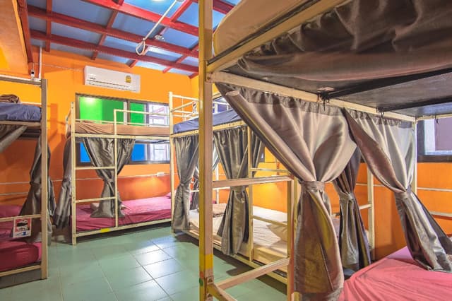 Bunk Bed- Mixed Dorms 8 persons