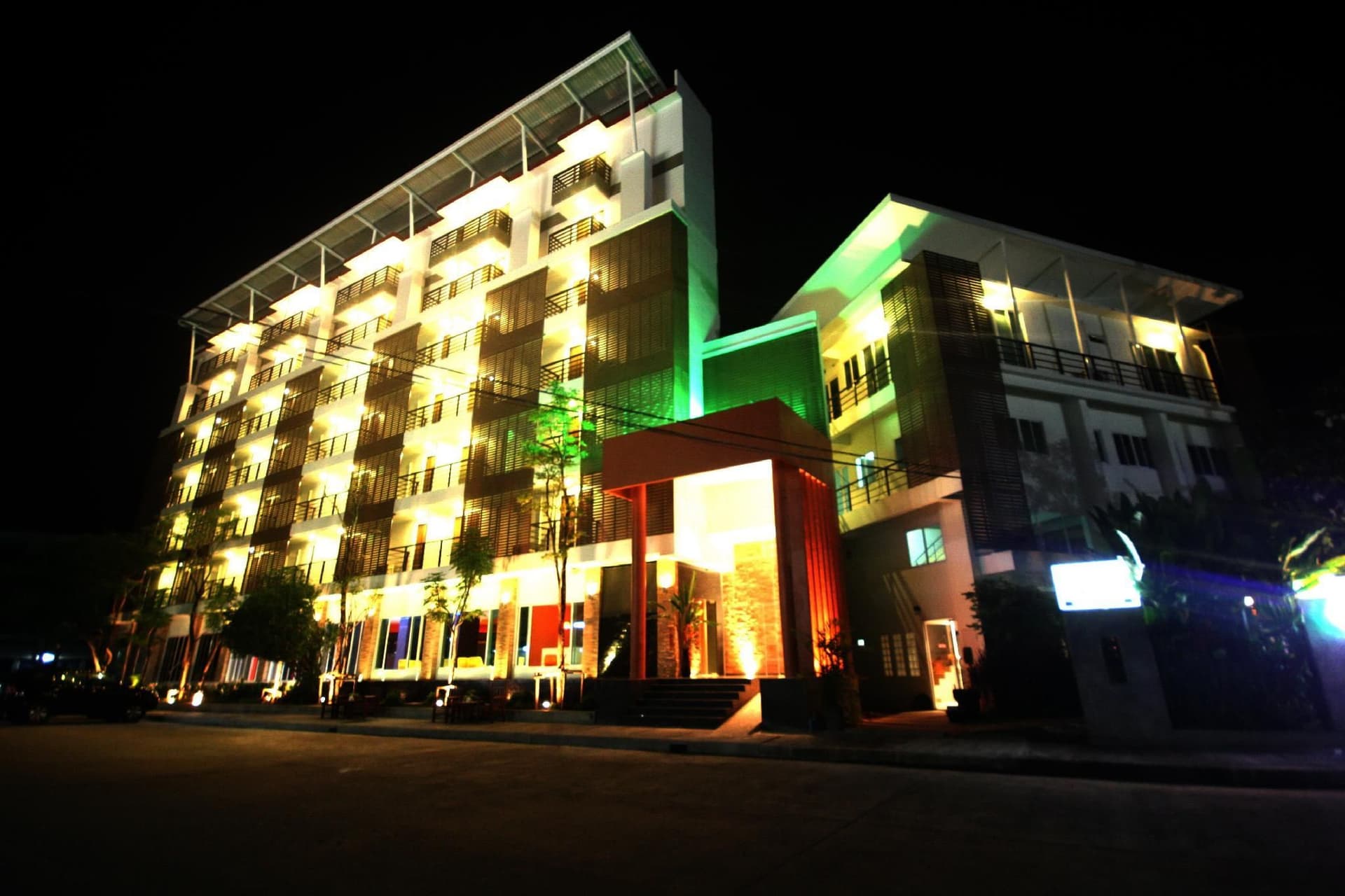 Twin Hotel Twin Hotel
