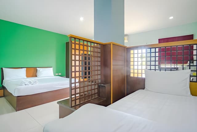 Triple Room
