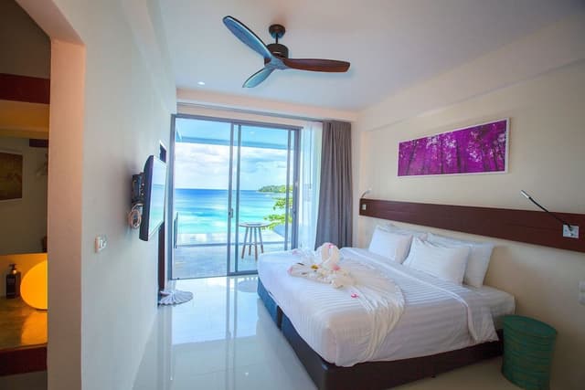 Superior Double or Twin Room with Sea View