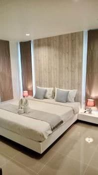 1 Bedroom Suite