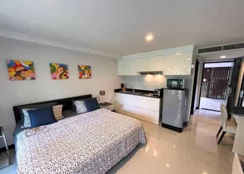 Studio at Kris Condo, 5 min walk to Bangtao beach Studio at Kris Condo, 5 min walk to Bangtao beach