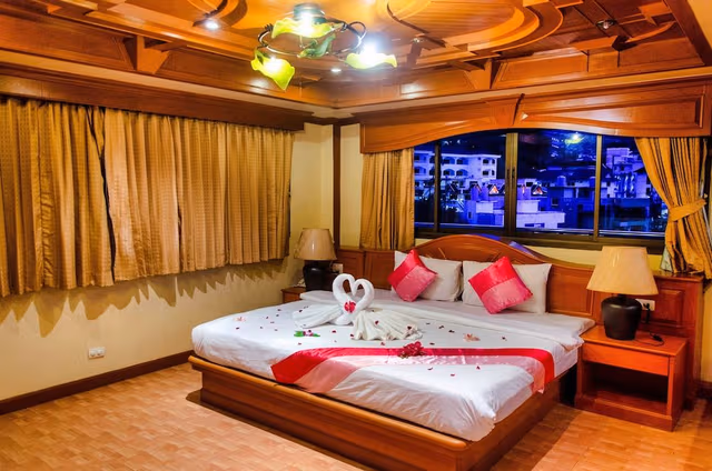 Roof Top Sea View Penthouse Jacuzzi Bar