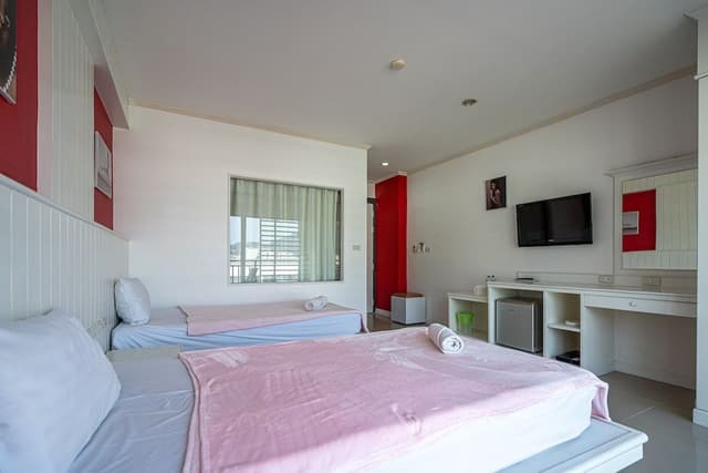 Classic Twin Room
