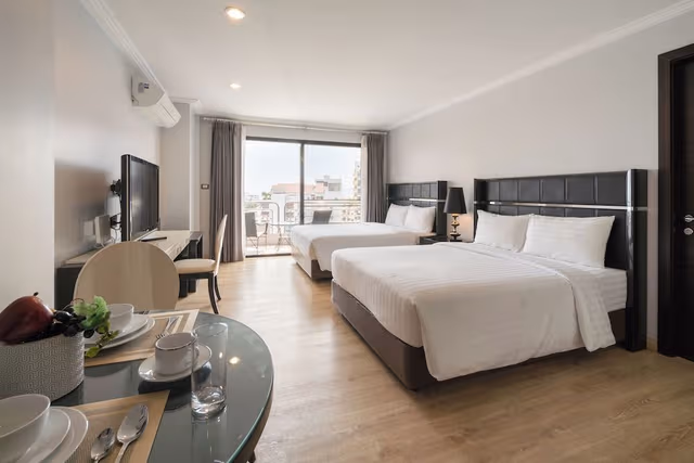 Deluxe Family Room