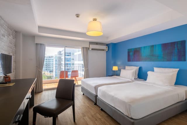 Deluxe Twin Room