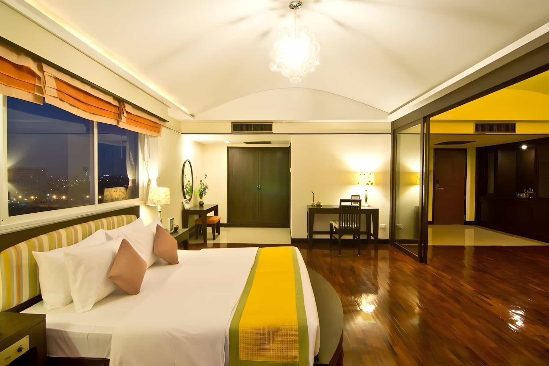 Grand Jomtien Palace Hotel Grand Jomtien Palace Hotel