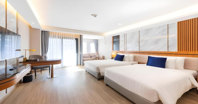 Family Suite (Two bedroom) with Garden View