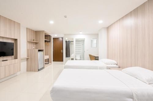 โรงแรมแบร์เดน (Bear’s Den Hotel)2