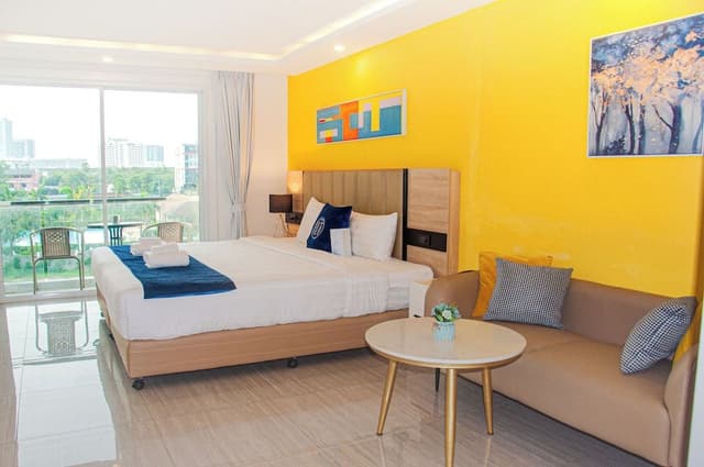 Deluxe Double/Twin Room