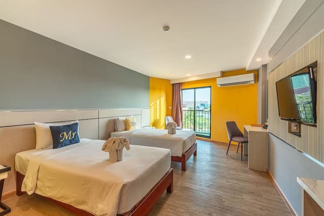 Deluxe Twin Room