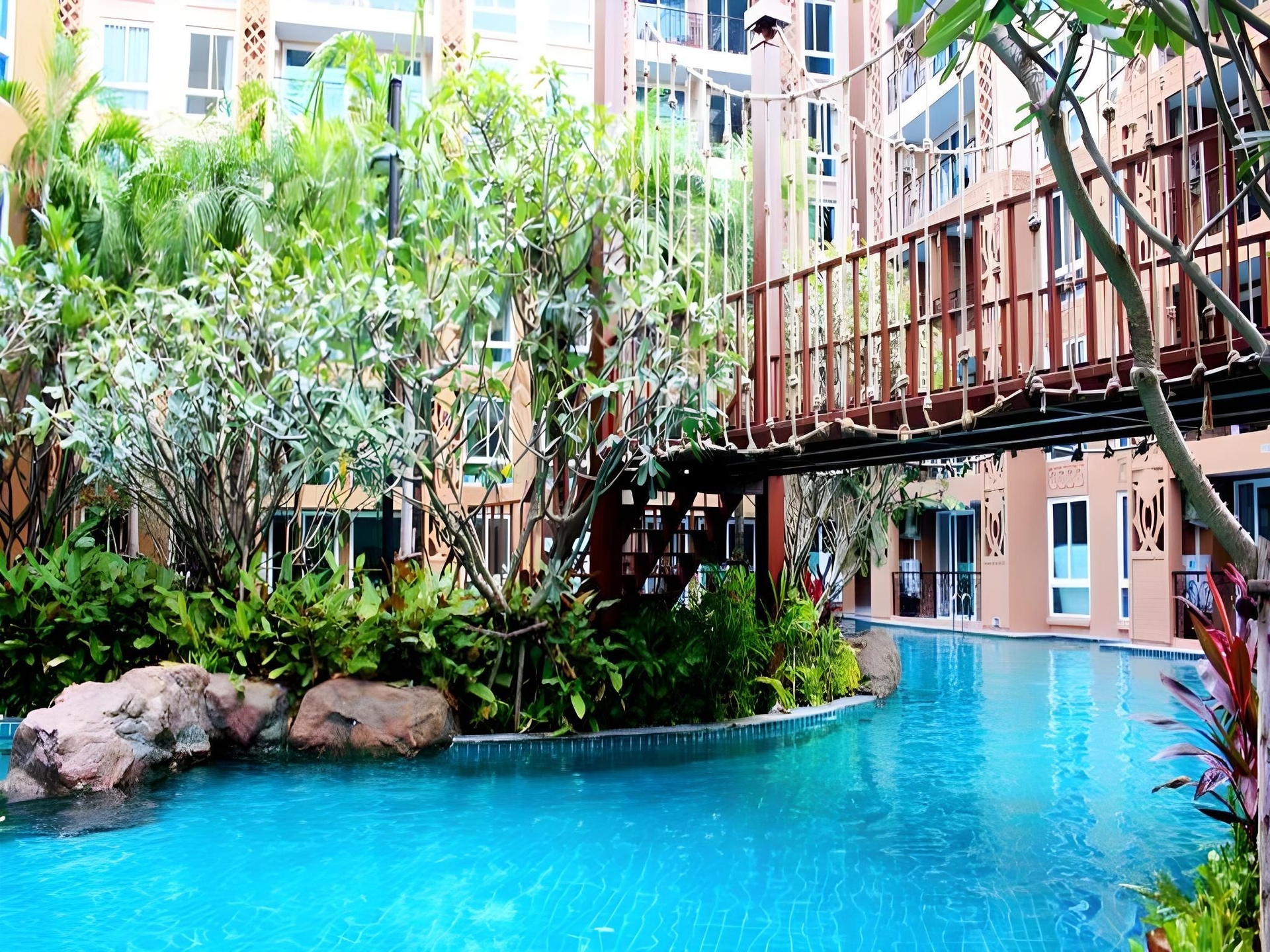 แอตแลนติส คอนโดแอนด์วอเตอร์ พาร์ค พัทยา บาย เดอะ ซี (Atlantis Condo & Water Park Pattaya by The Sea)0