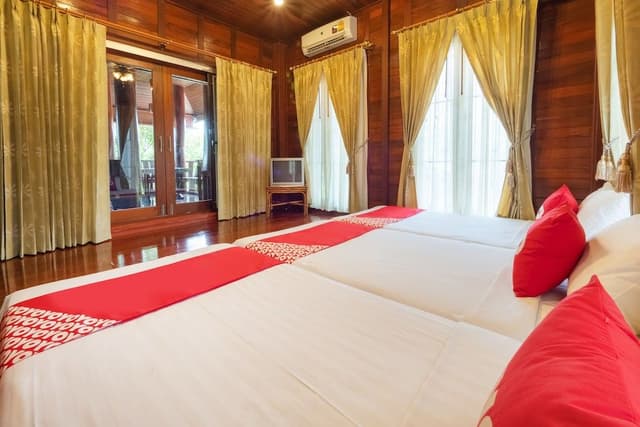 Family Room, Multiple Beds