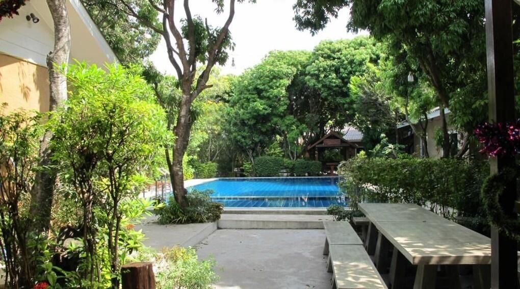 มนตรา การ์เด้น รีสอร์ท (Muntra Garden Resort)2