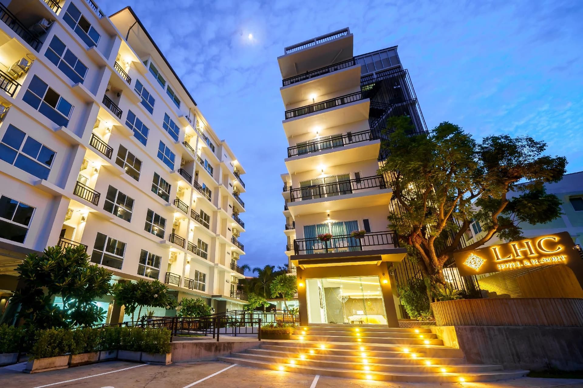LHC HOTEL AND RESORT LHC HOTEL AND RESORT