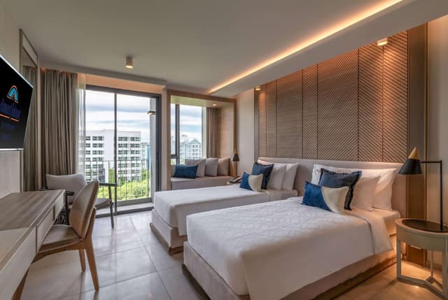 2 Twin Beds, Superior Room, Balcony, Non-Smoking