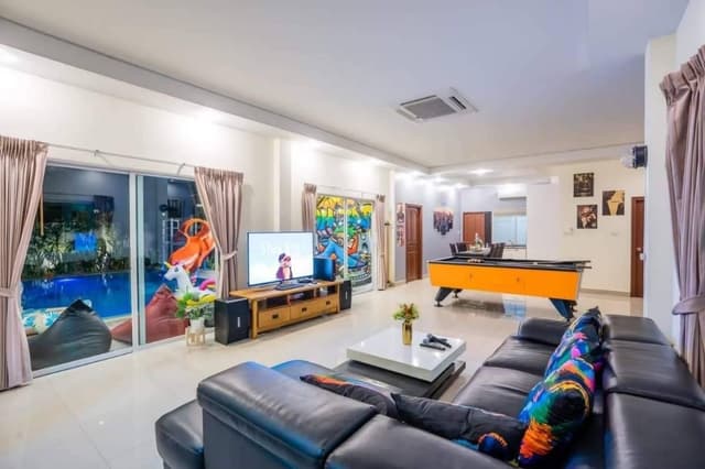 Pool Villa Suite Room