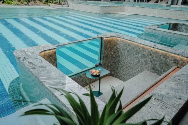 Sunken Pool Access with Jacuzzi