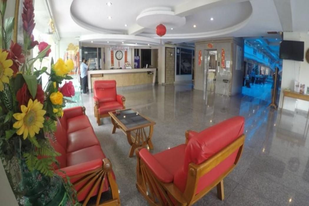 โรงแรมวังบูรพา แกรนด์ (Wangburapa Grand)2