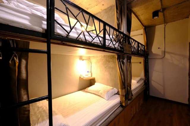 4 Bed Group Room