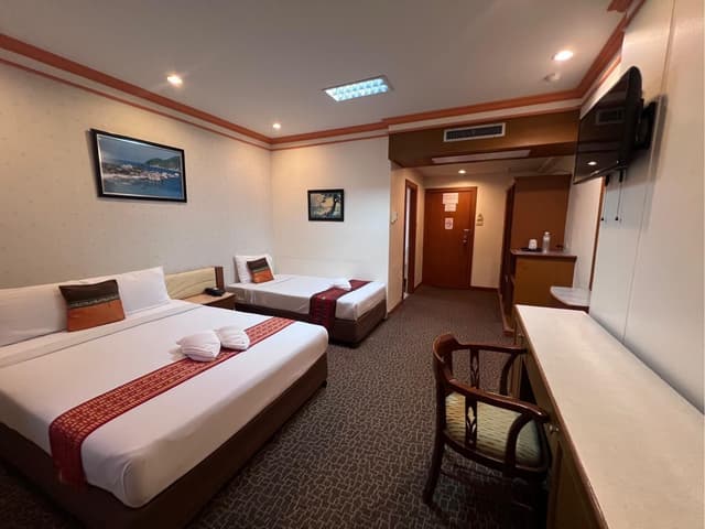 Deluxe Triple Room