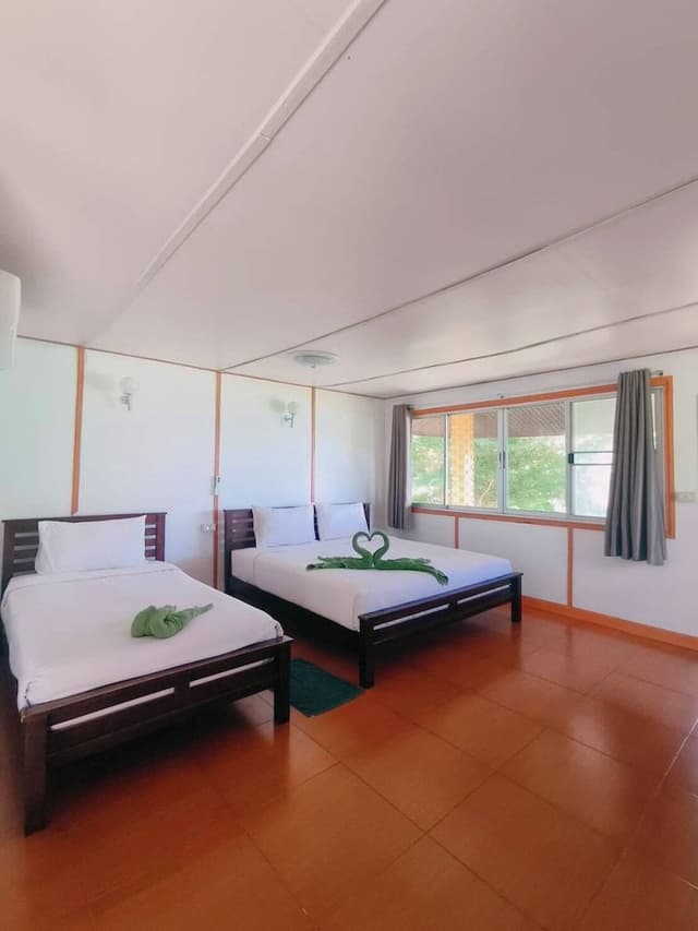 Hillside Bungalow, Sea View