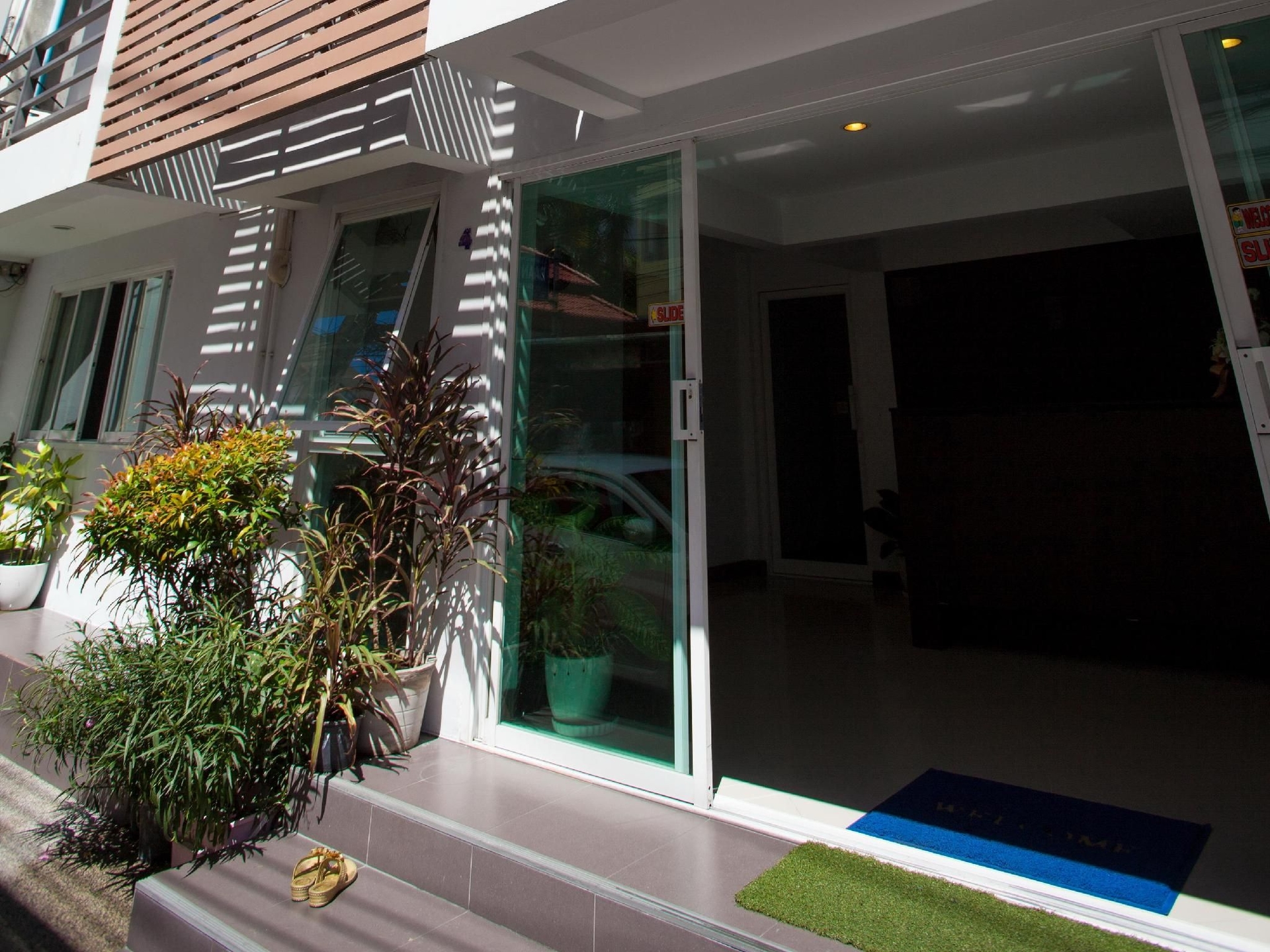 นูโว เกสต์เฮาส์ (nouveau guesthouse)0