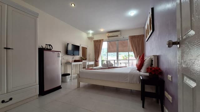 Superior Double Room with Mountain View and Balcony