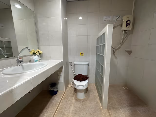 Deluxe Twin Room with Balcony