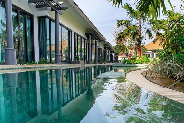 2 Bedrooms Pool Access Villa