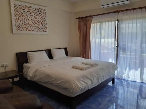 Balcony Room