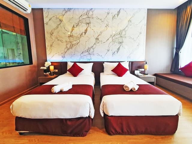 Standard Twin Room