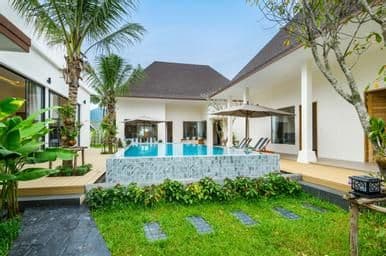 Five-Bedroom Villa