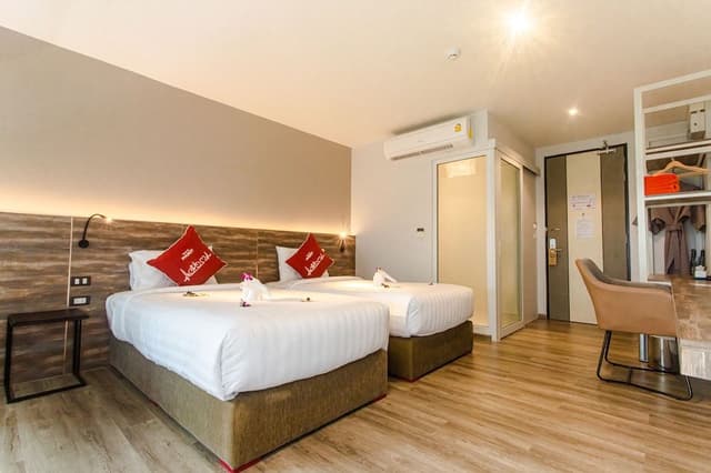 Deluxe Double or Twin Room