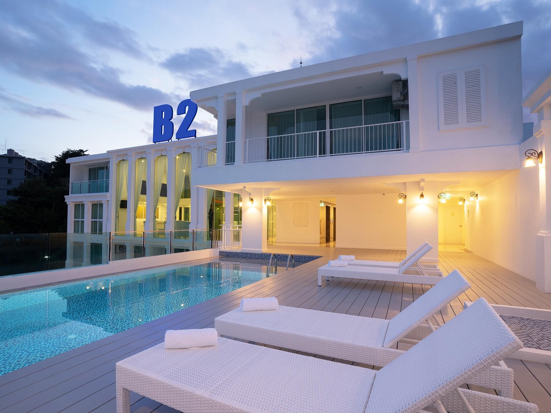 B2 Phuket Premier Hotel0